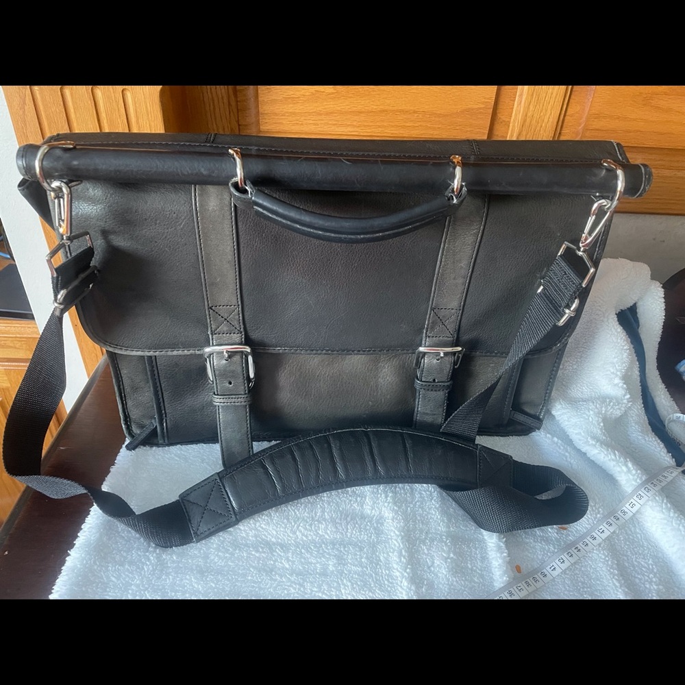 Wilson’s Leather brief bag